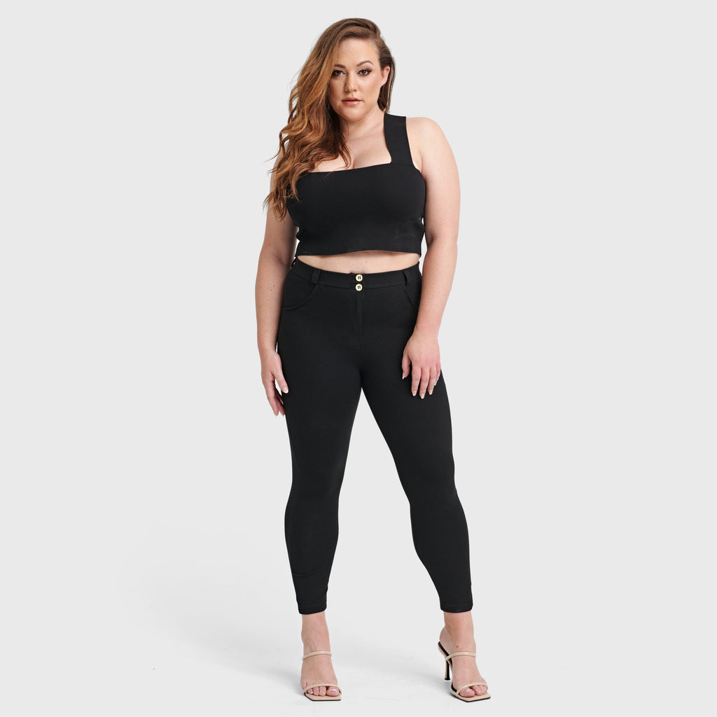 WR.UP® Curvy Fashion - خصر مرتفع - طول 7/8 - أسود