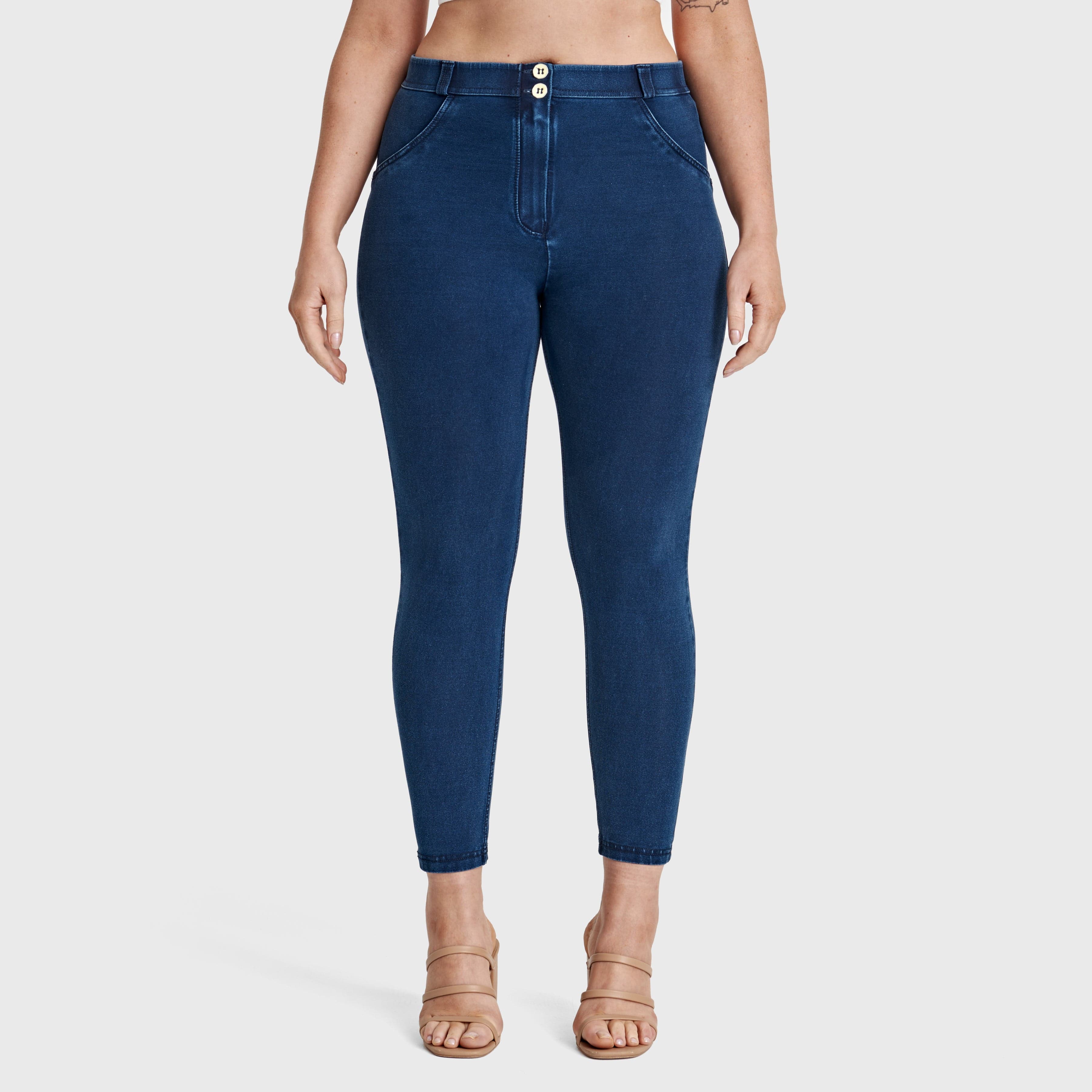 WR.UP® Curvy Denim - High Waisted - 7/8 Length - Blue + Blue Stitching