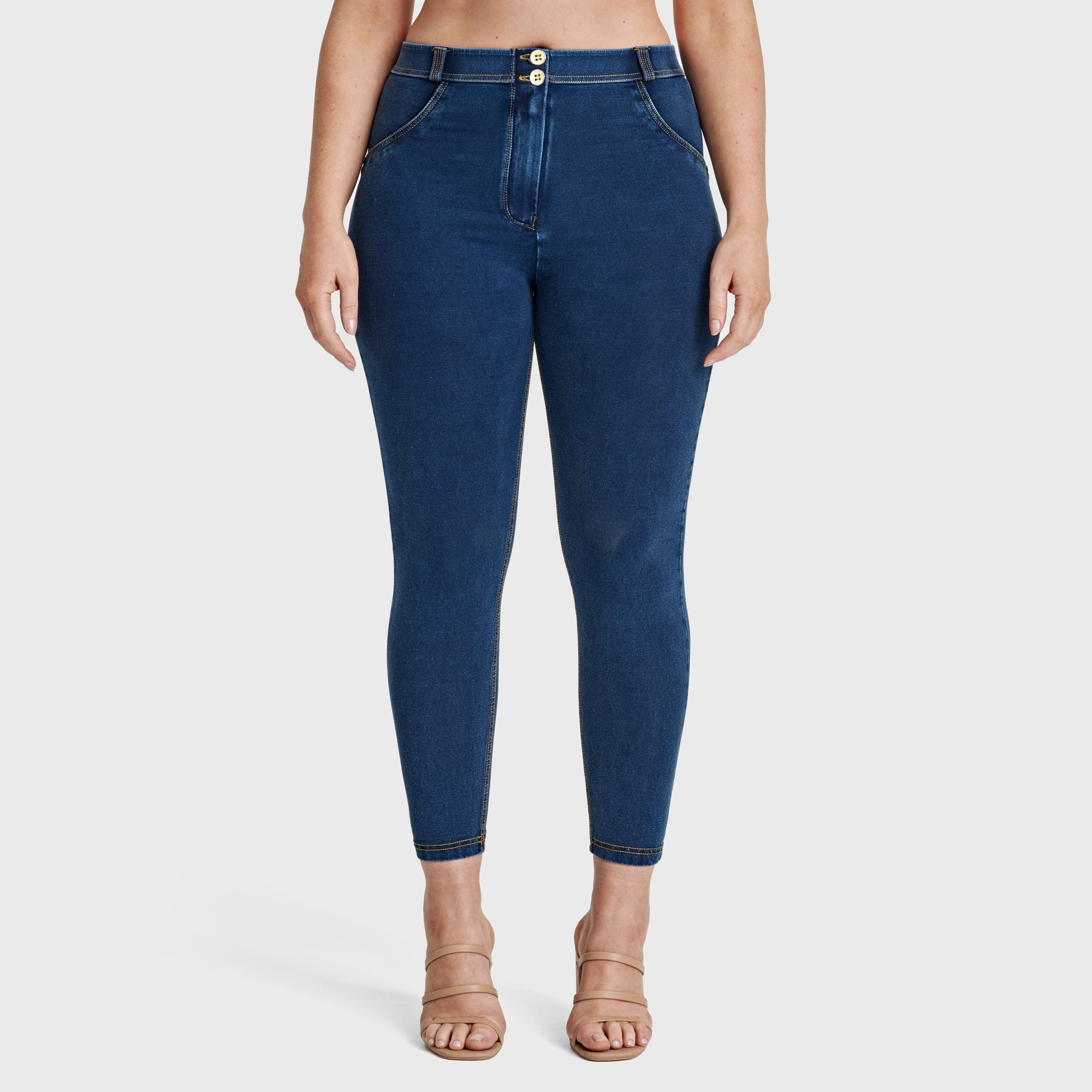 WR.UP® Curvy Denim - High Waisted - 7/8 Length - Dark Blue + Yellow Stitching