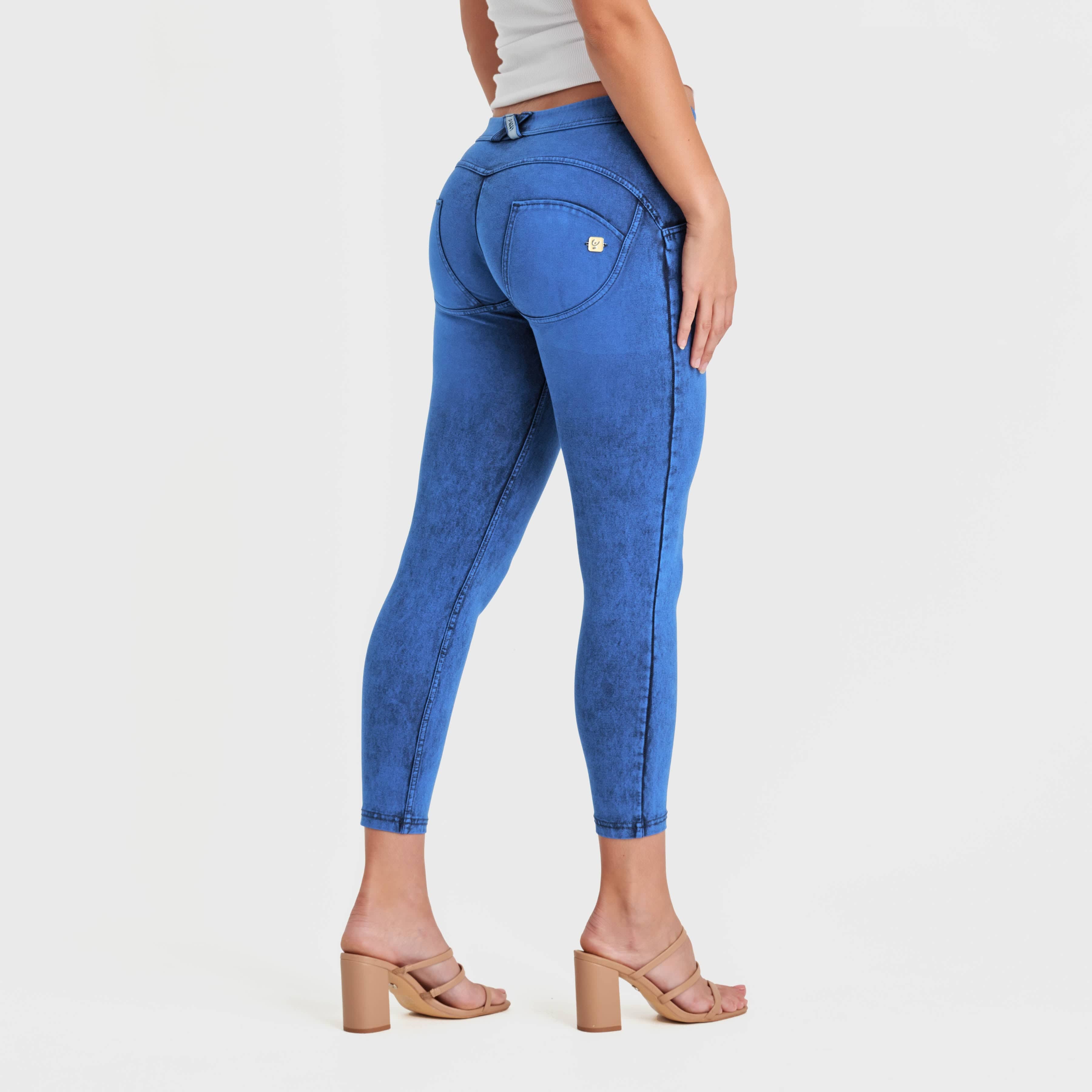 بنطال جينز WR.UP® - خصر متوسط ​​الارتفاع - طول 7/8 - أزرق كوبالت + خياطة زرقاء