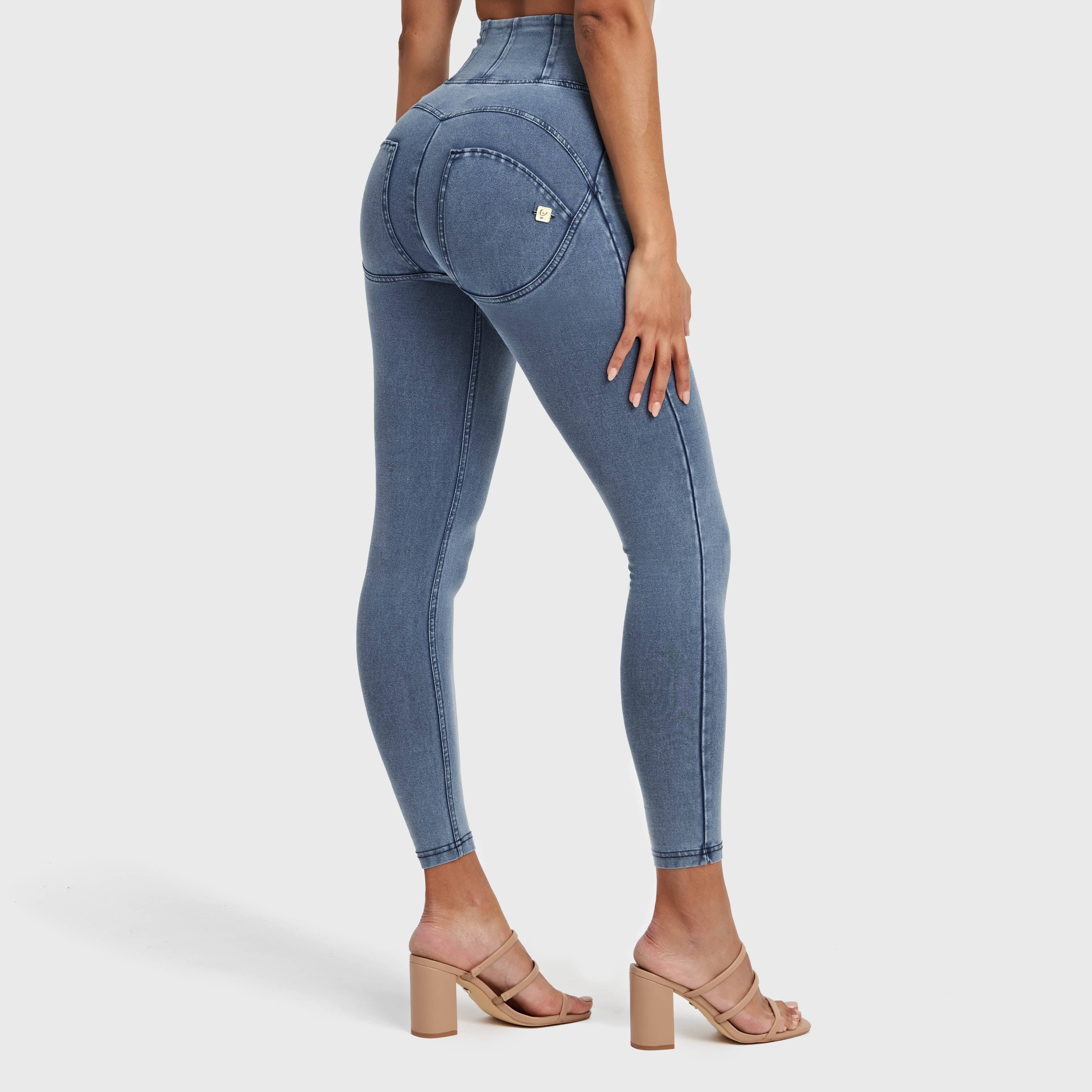 WR.UP® Denim With Front Pockets - Super High Waisted - 7/8 Length - Light Blue + Blue Stitching