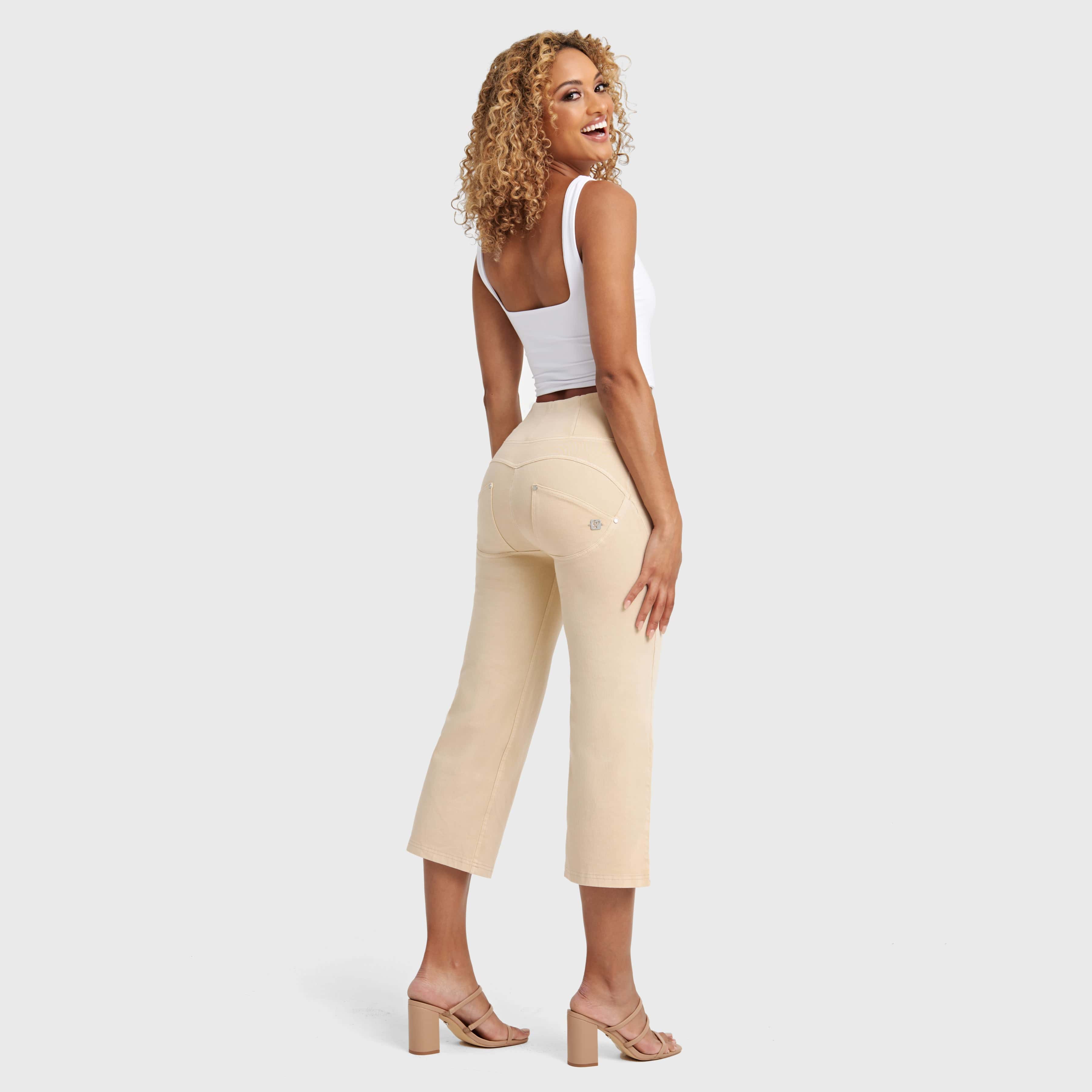 WR.UP® Snug Jeans - High Waisted - Cropped - Beige