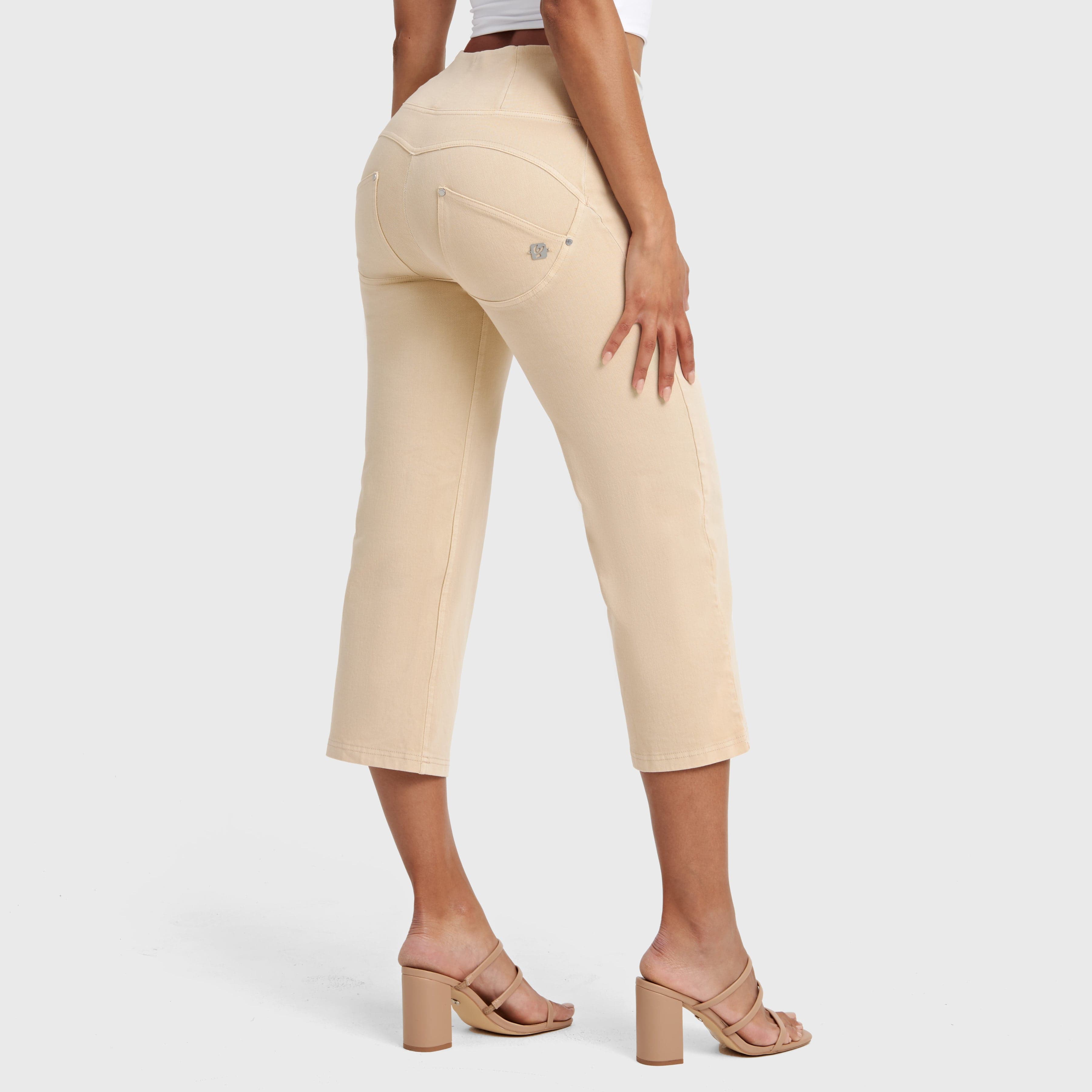 WR.UP® Snug Jeans - High Waisted - Cropped - Beige