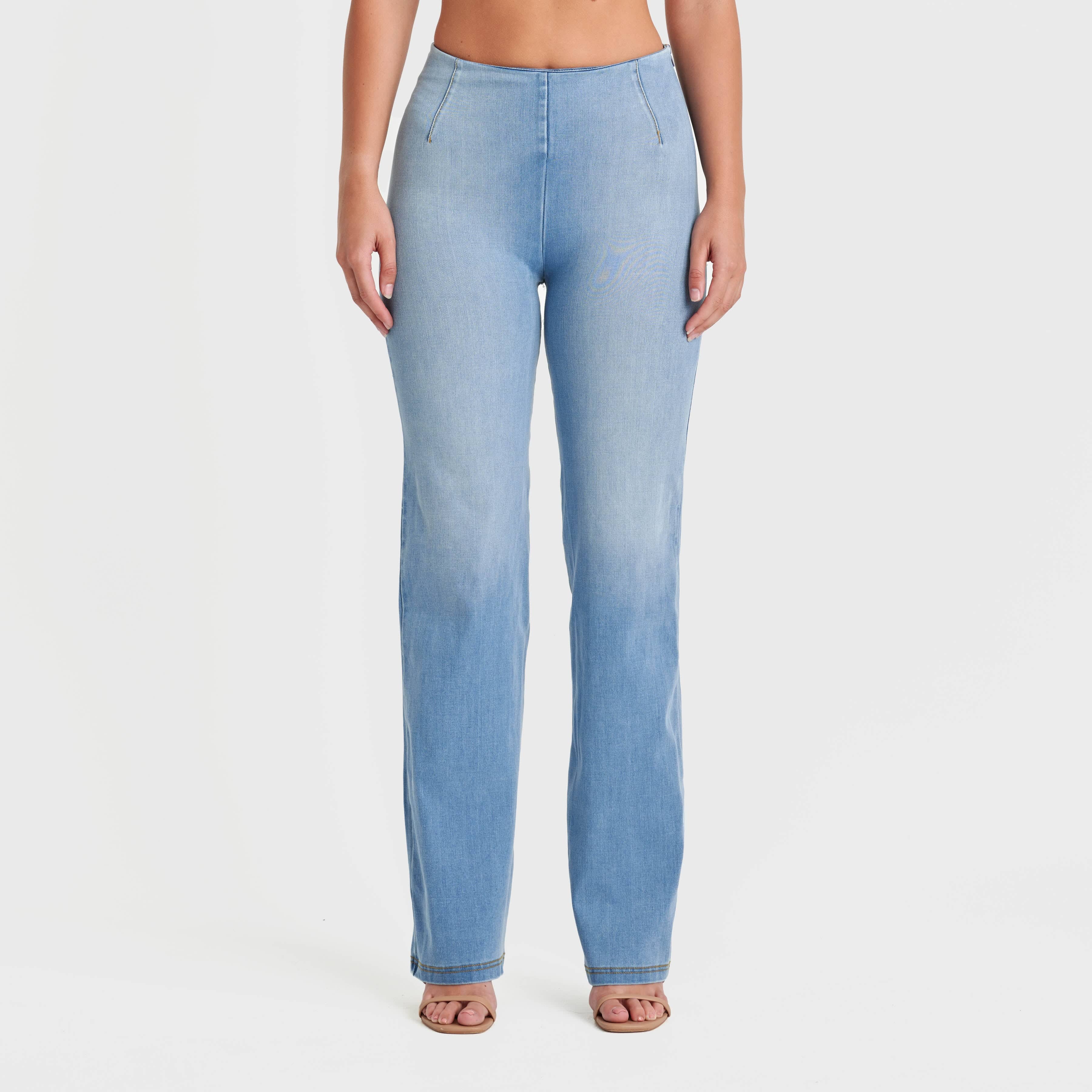 WR.UP® Snug Jeans - High Waisted - Flare - Light Blue + Yellow Stitching