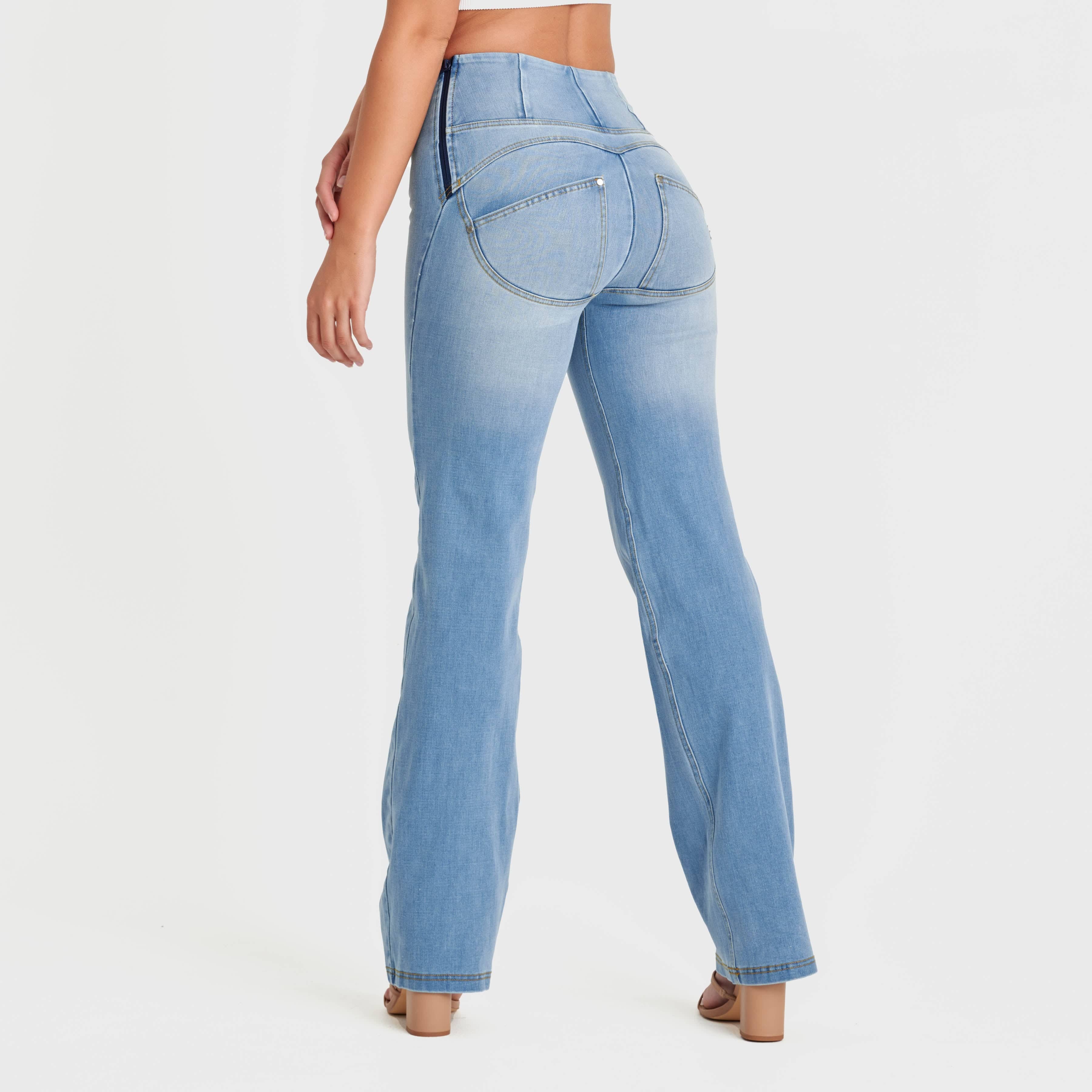 WR.UP® Snug Jeans - High Waisted - Flare - Light Blue + Yellow Stitching