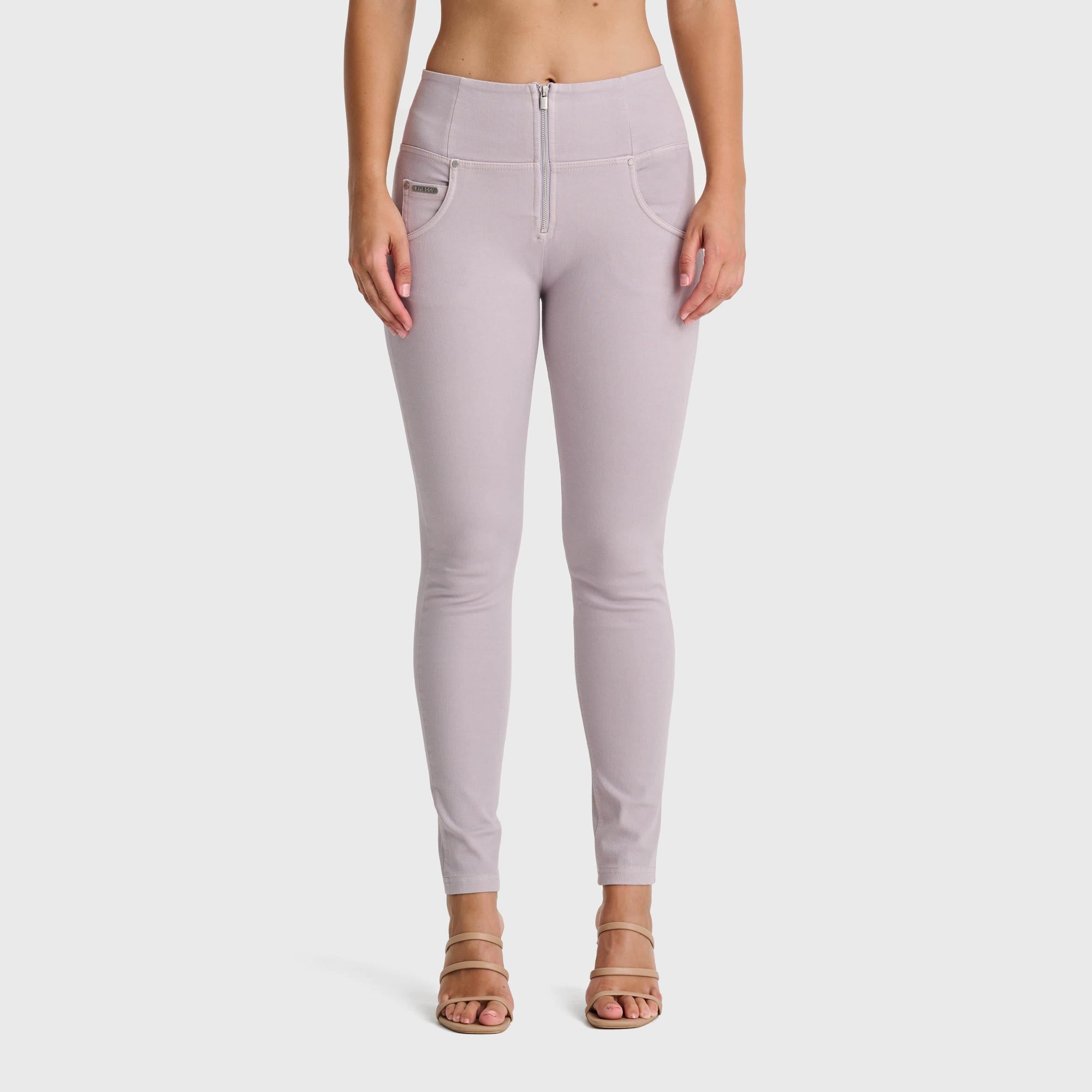 WR.UP® Snug Jeans - High Waisted - Full Length - Light Grey