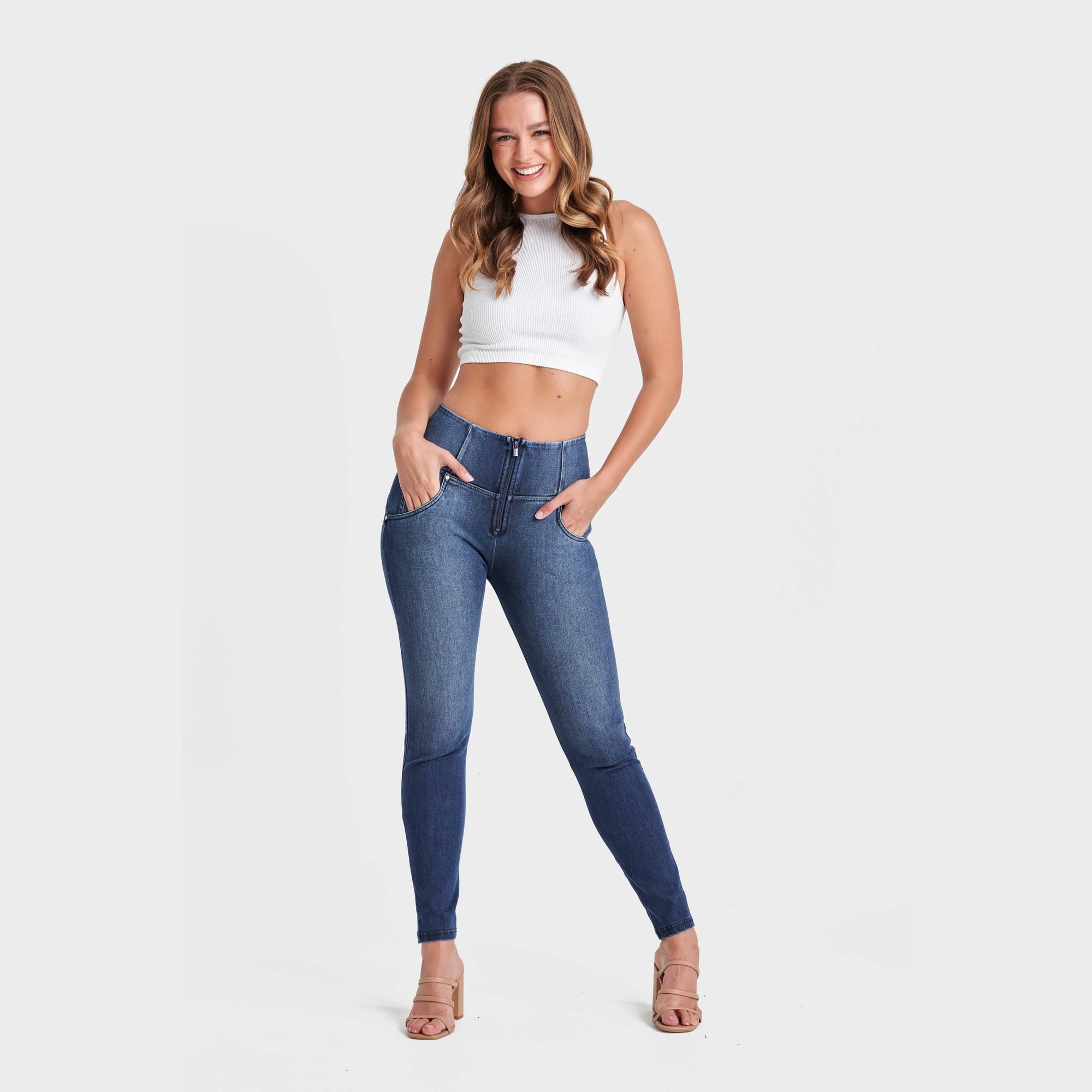 WR.UP® Snug Jeans - High Waisted - Full Length - Dark Blue + Blue Stitching