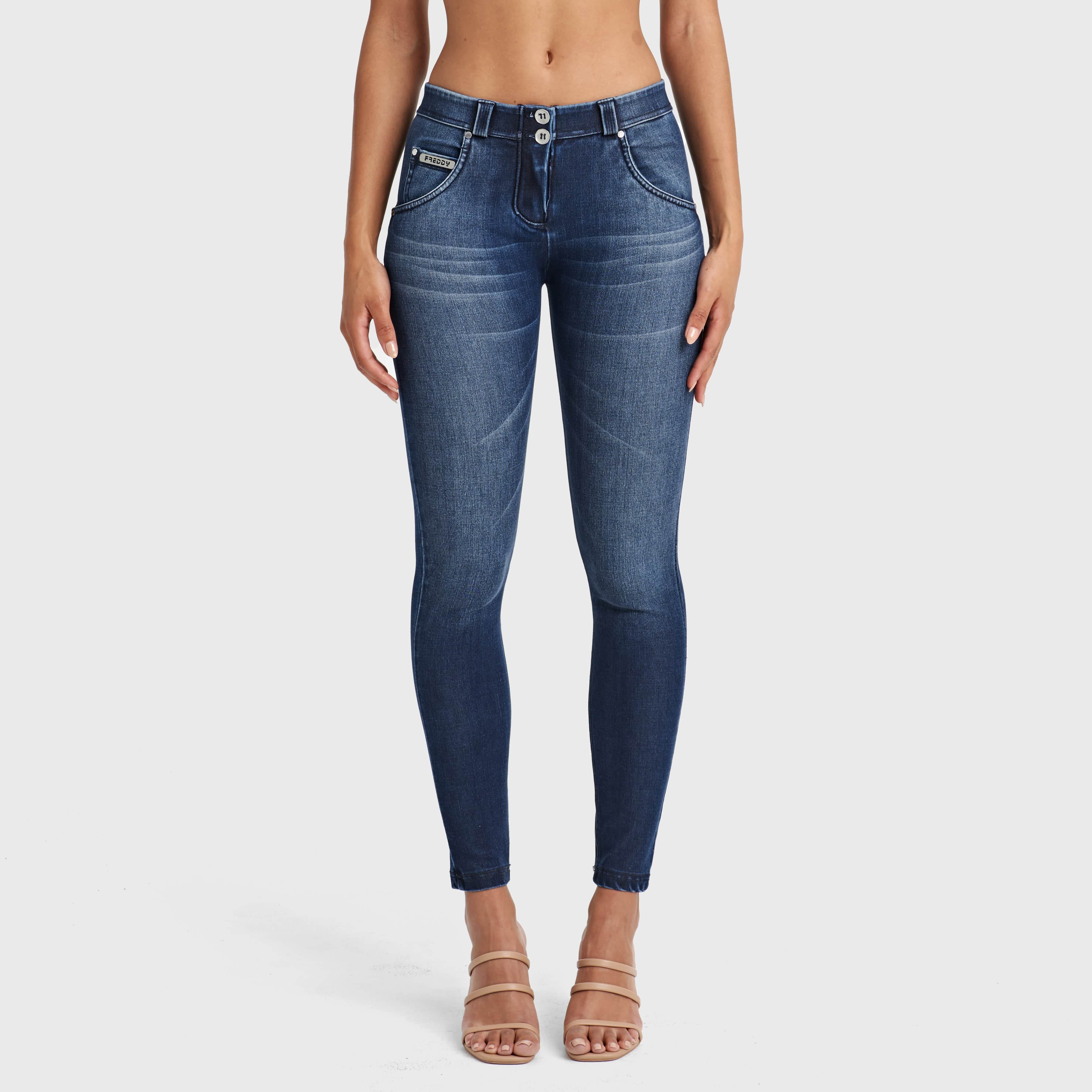 بنطلون جينز ضيق من WR.UP® - خصر متوسط ​​الارتفاع - طول كامل - أزرق داكن مع خياطة زرقاء