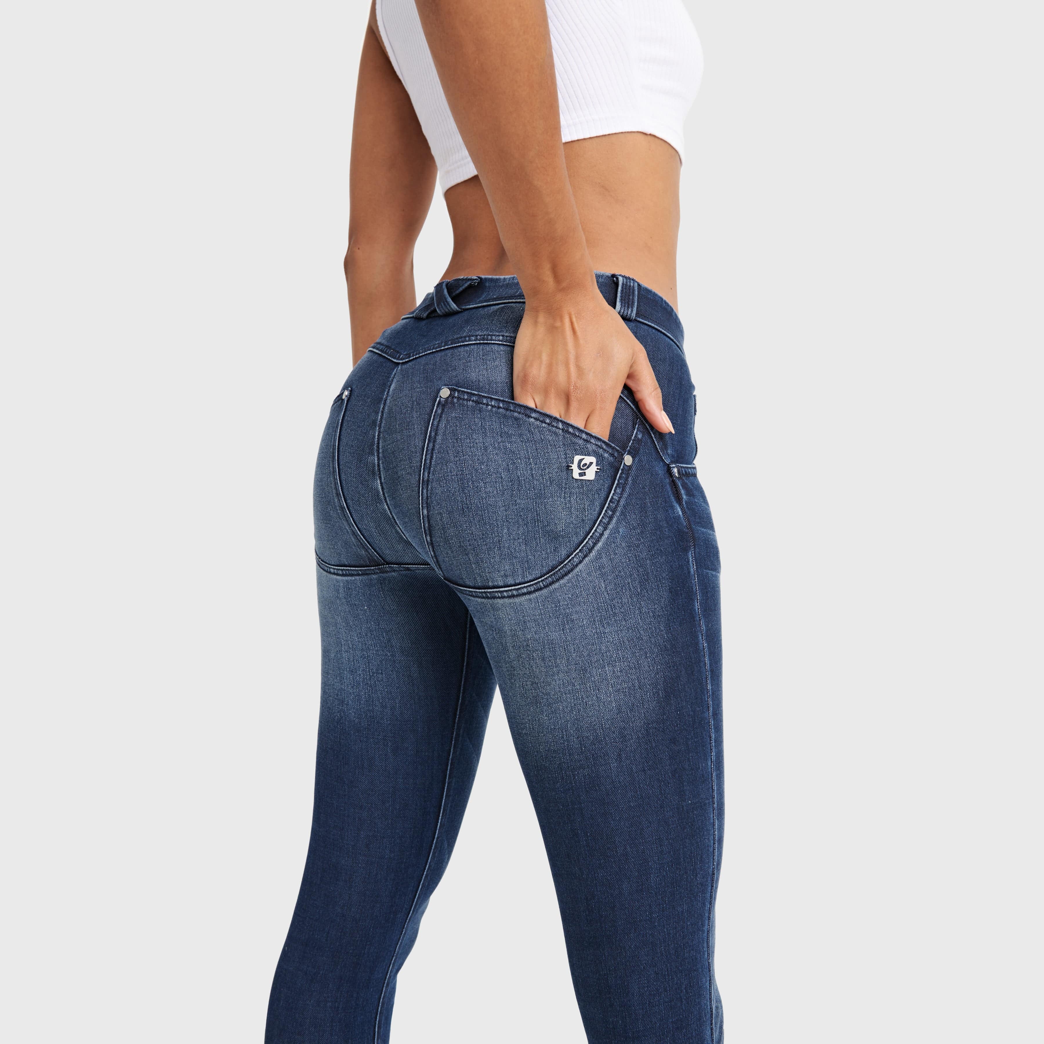 WR.UP® Snug Jeans - Mid Rise - Full Length - Dark Blue + Blue Stitching