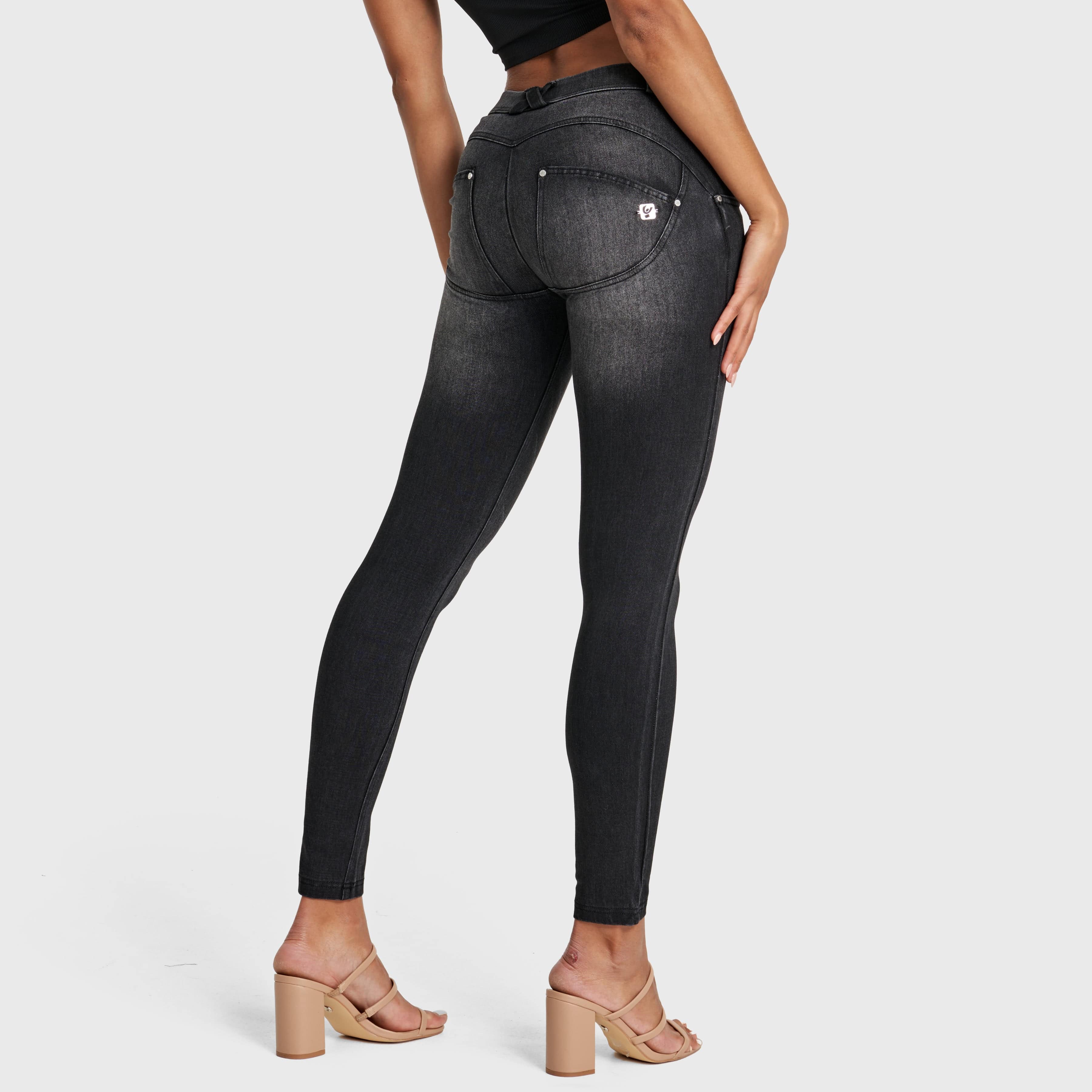 WR.UP® Snug Jeans - Mid Rise - Full Length - Black + Black Stitching