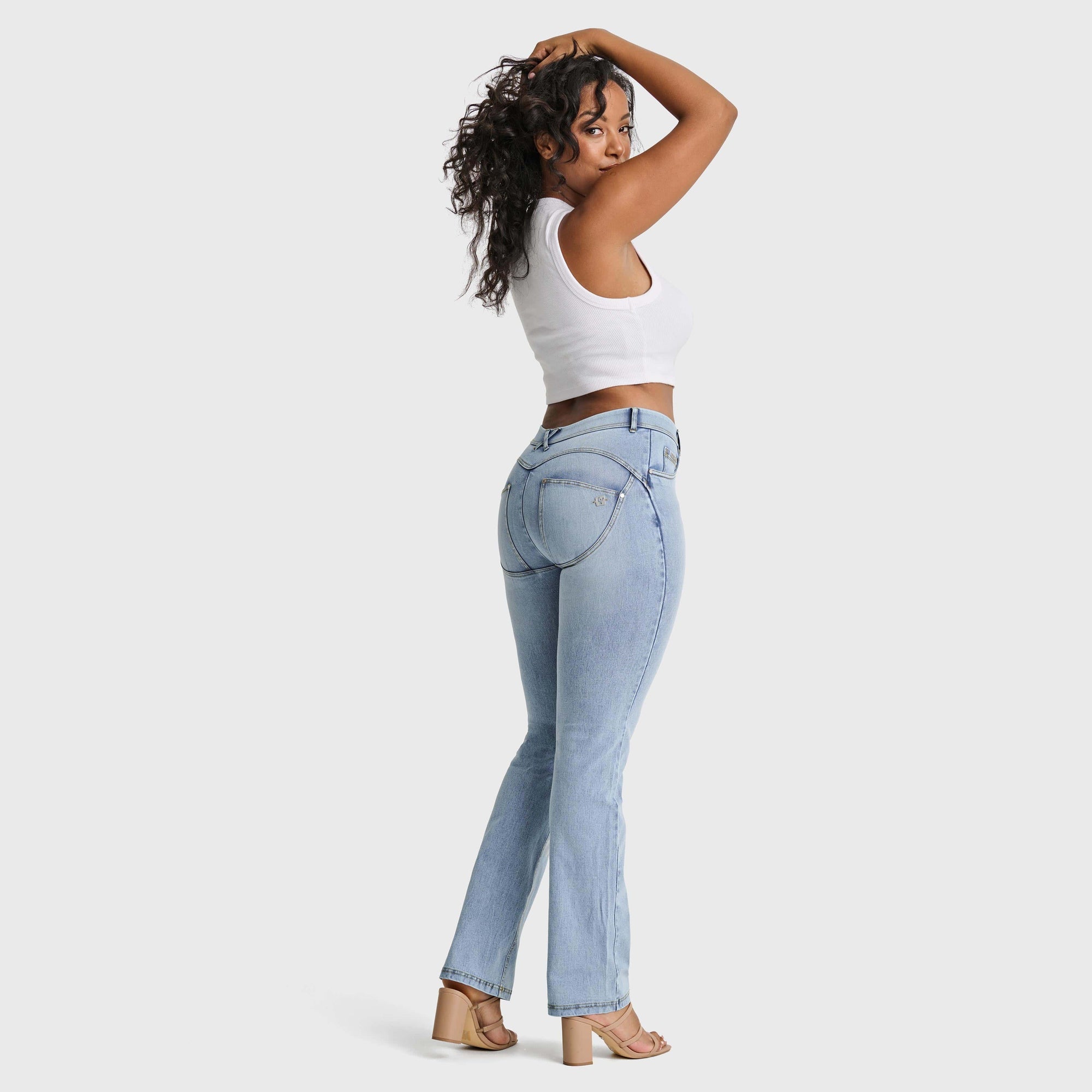 WR.UP® Snug Jeans - 2 Button High Waisted - Bootcut - Light Blue + Yellow Stitching