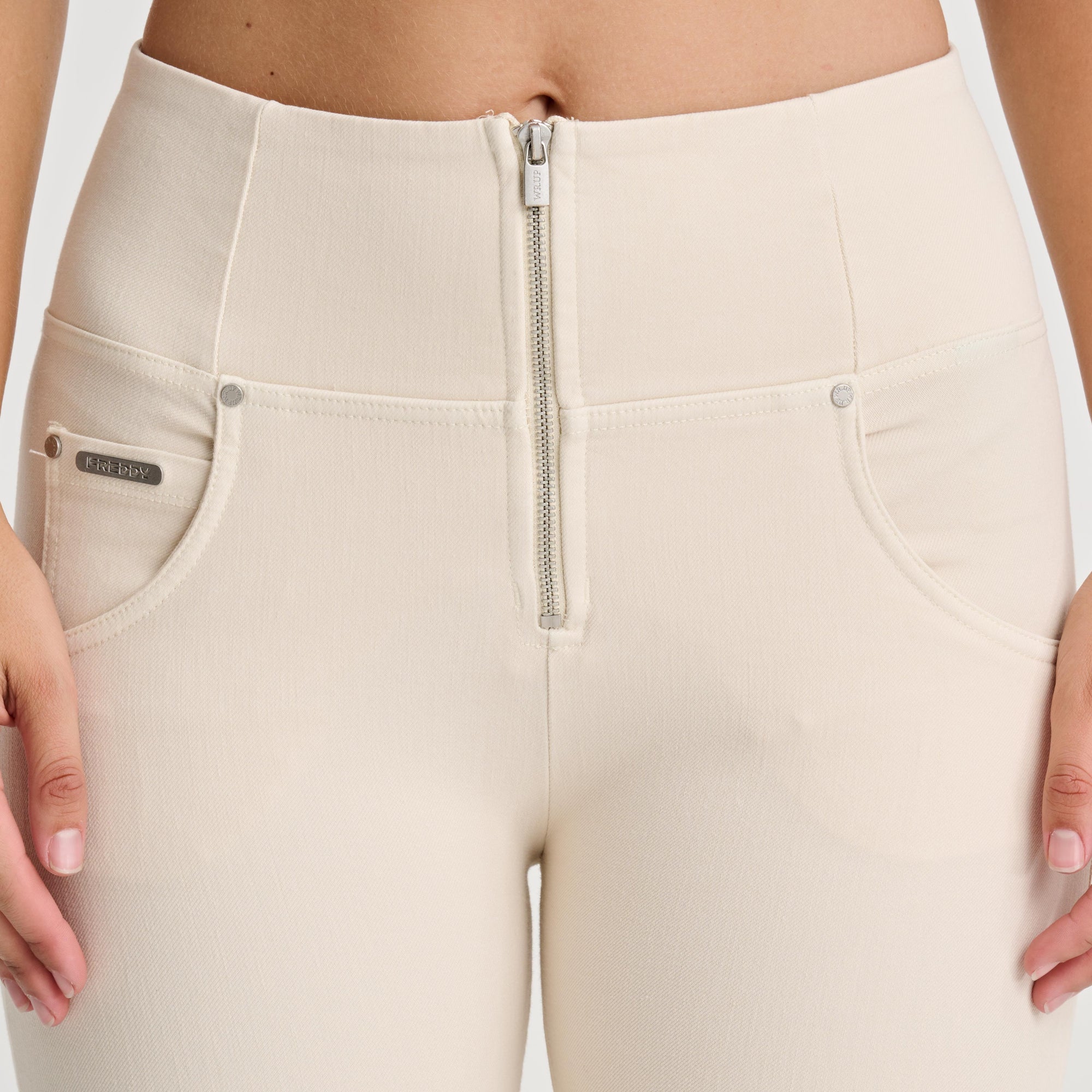 WR.UP® Snug Jeans - High Waisted - 7/8 Length - Ivory