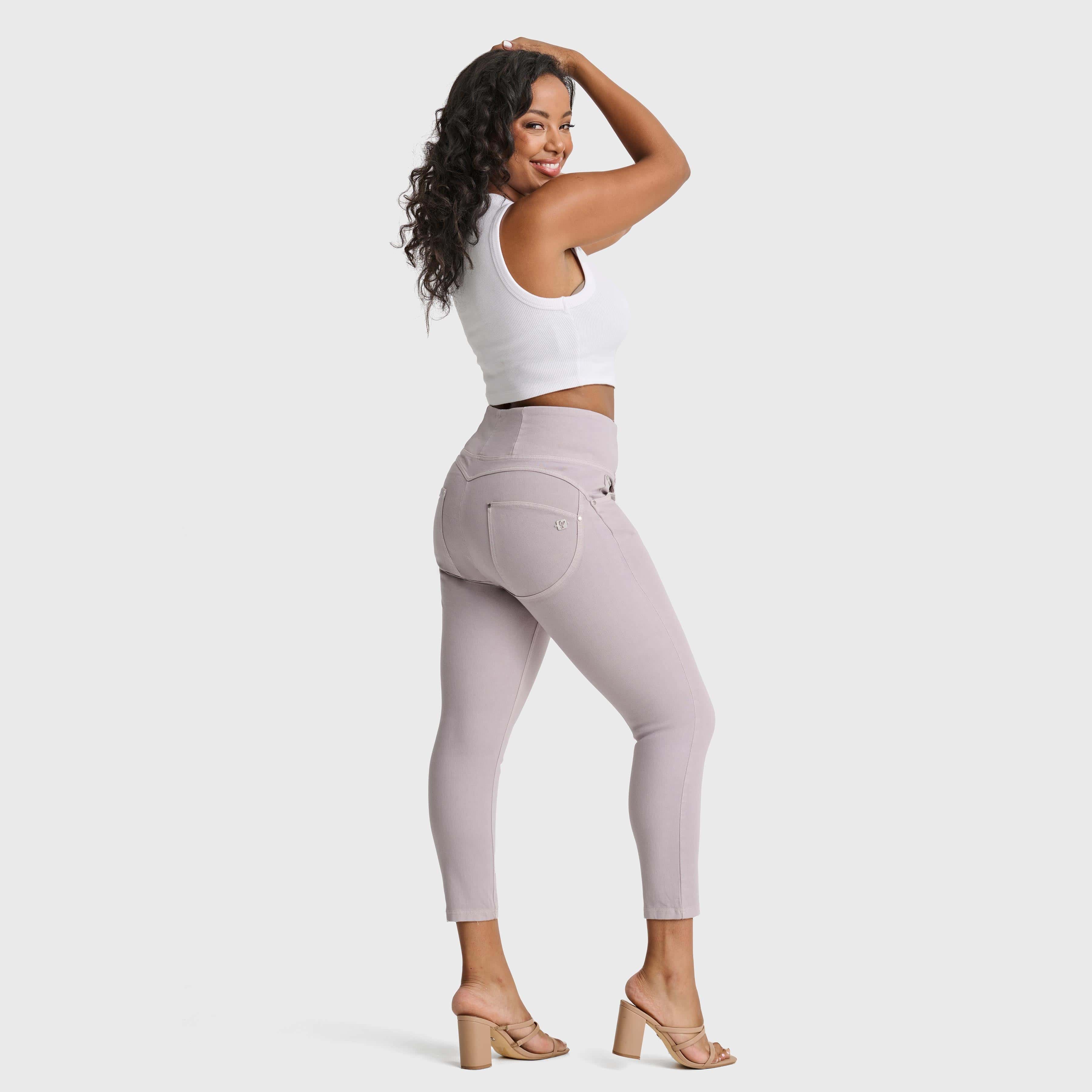 بنطلون جينز ضيق من WR.UP® بتصميم كيرفي - خصر مرتفع - طول 7/8 - رمادي فاتح