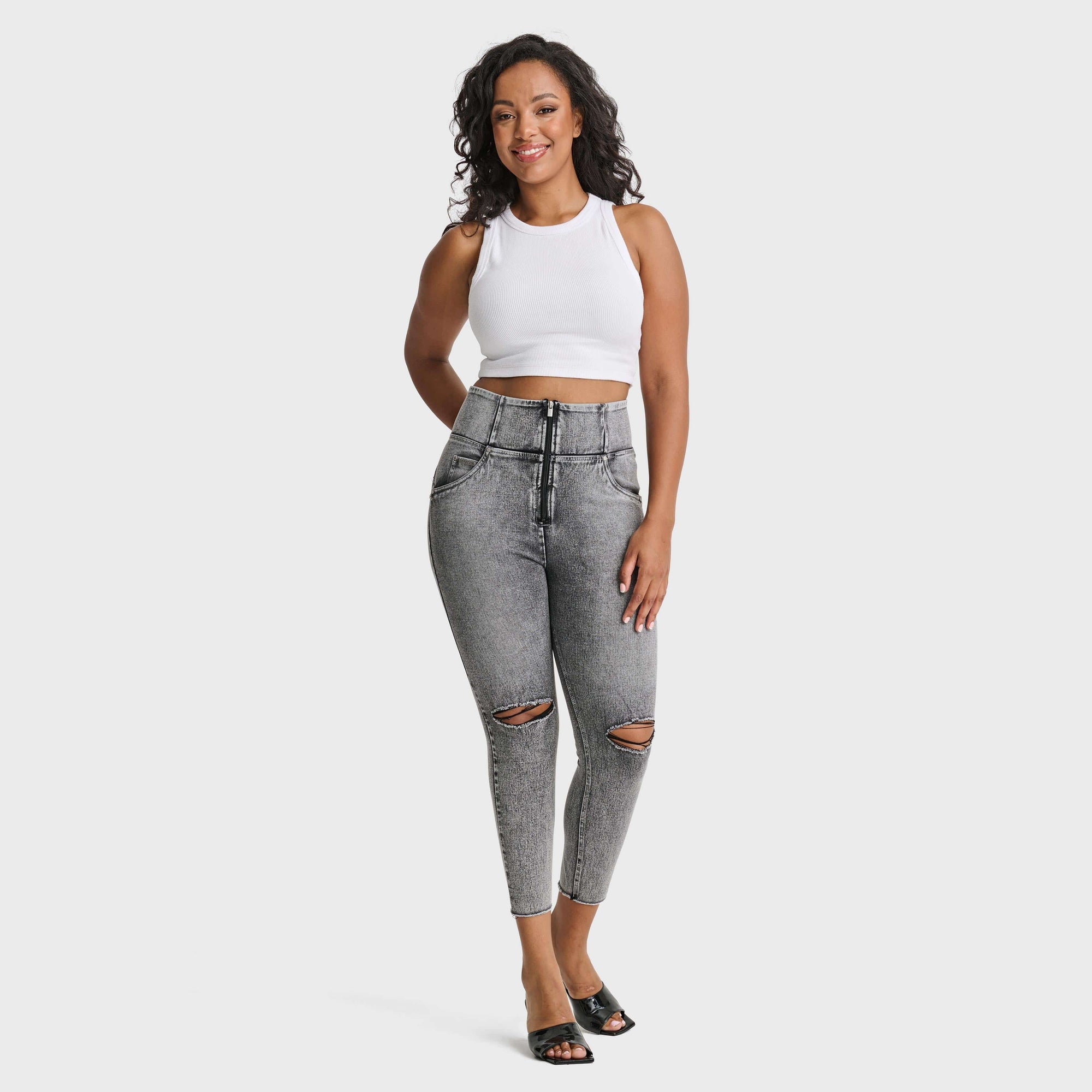 WR.UP® Snug Curvy Ripped Jeans - High Waisted - 7/8 Length - Grey Stonewash + Grey Stitching