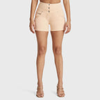 شورت جينز ضيق من WR.UP® - بثلاثة أزرار وخصر عالٍ - بيج