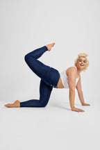 بنطال جينز WR.UP® - بثلاثة أزرار وخصر عالٍ - طول كامل - أزرق داكن مع خياطة زرقاء