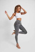 بنطال جينز WR.UP® - بثلاثة أزرار وخصر عالٍ - طول 7/8 - رمادي مع خياطة صفراء